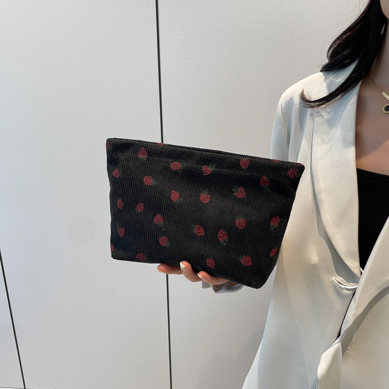Cute Strawberry Autumn Retro Fashion Simple Trend Makeup Bag