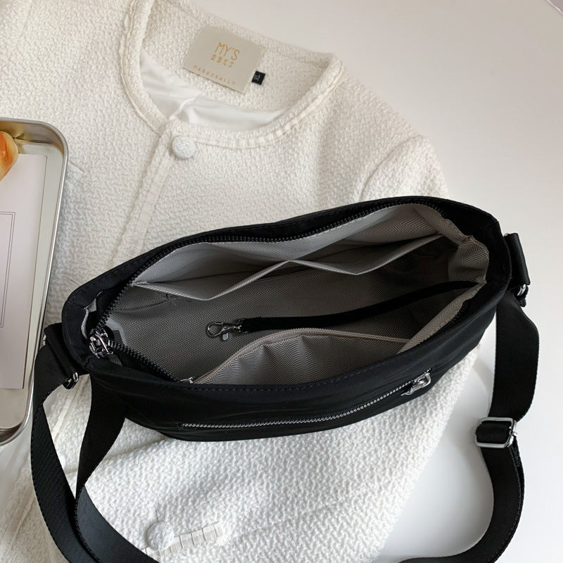 Women's Fashionable Nylon Cloth Simple Trendy Large Crossbody Bags