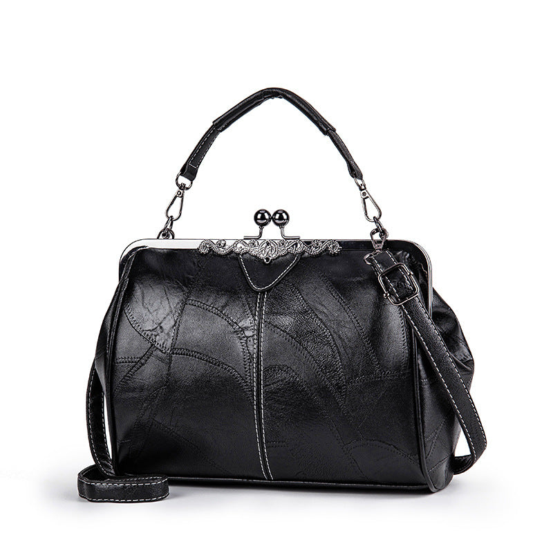 Women's Popular Fashion Retro Spanish Clip Shoulder Bags