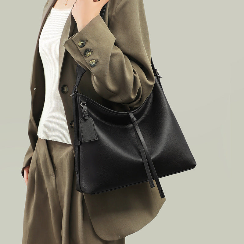 Women's Large Capacity Underarm High-grade Commuter Genuine Women's Shoulder Bag