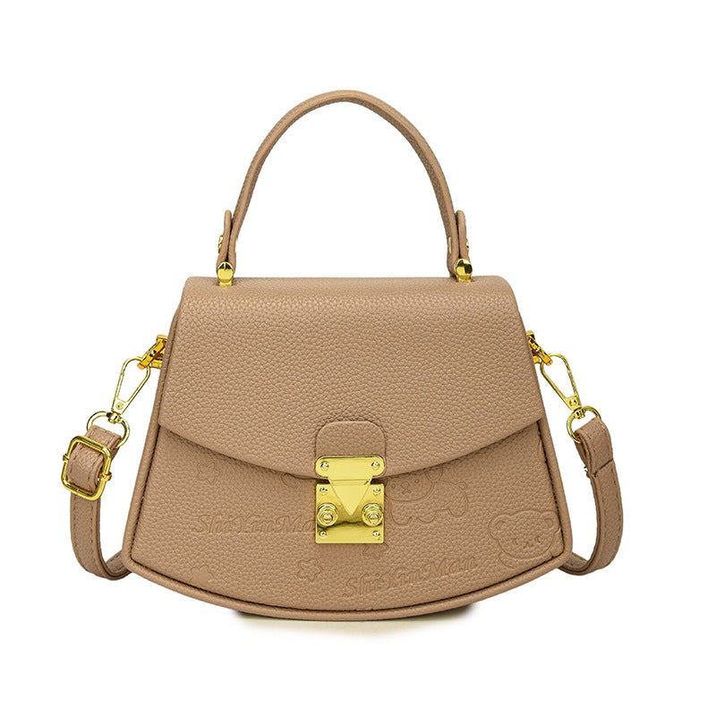 Style Sandwich Pocket Chain Soft Surface Women's Shoulder Bag