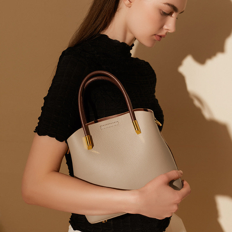 Women's Genuine Leather Western Style High-grade Handbags