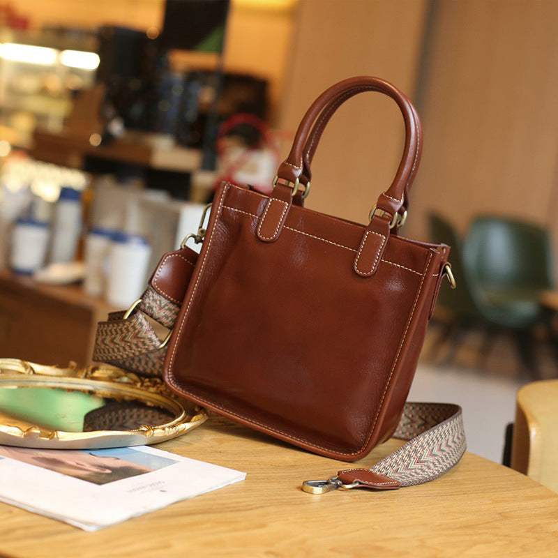 Comfortable Women's Portable Cowhide Niche Commuter Women's Shoulder Bag