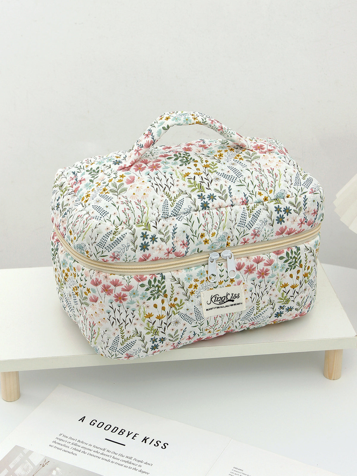 Cloth Liner Good-looking Cute Love Quilted Large Capacity Wash Cosmetic Bags