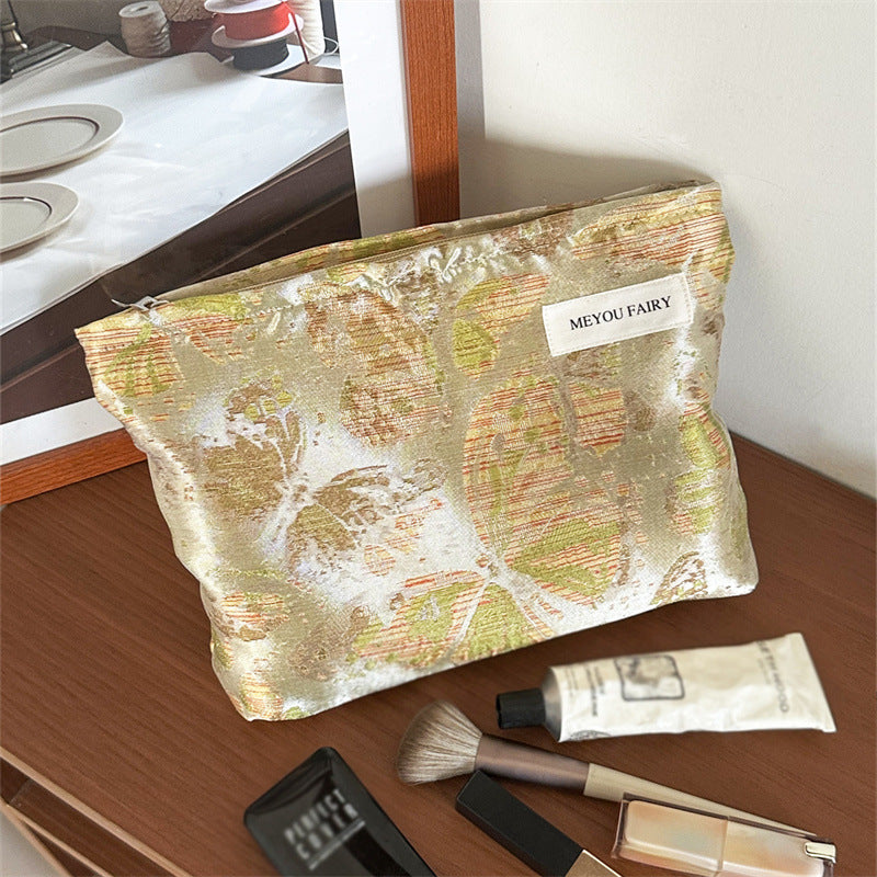 Fresh Portable Skin Care Buggy Toiletry Underwear Hand Makeup Bag