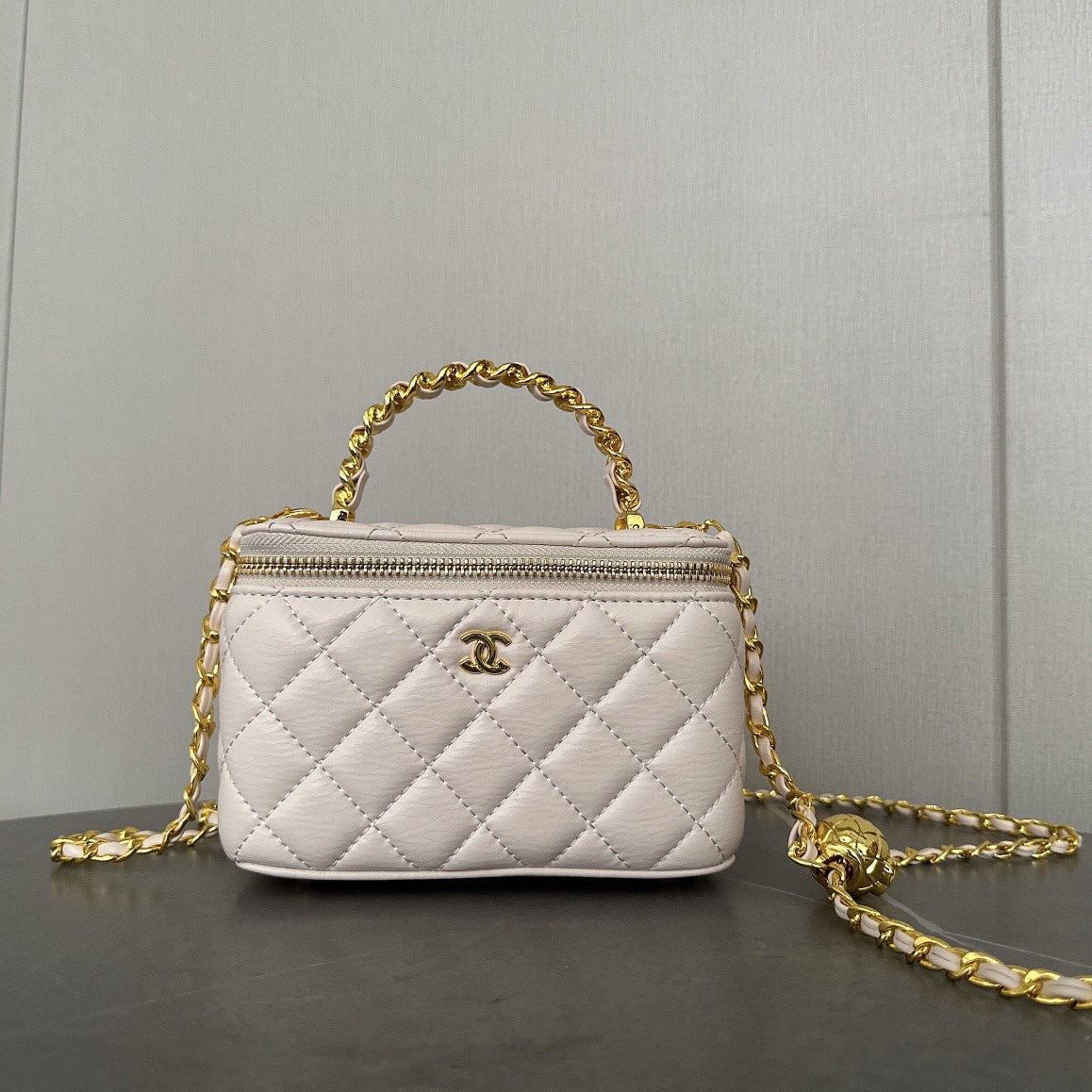Women's Style Genuine Leather Diamond Chain Portable Box Women's Messenger Bag