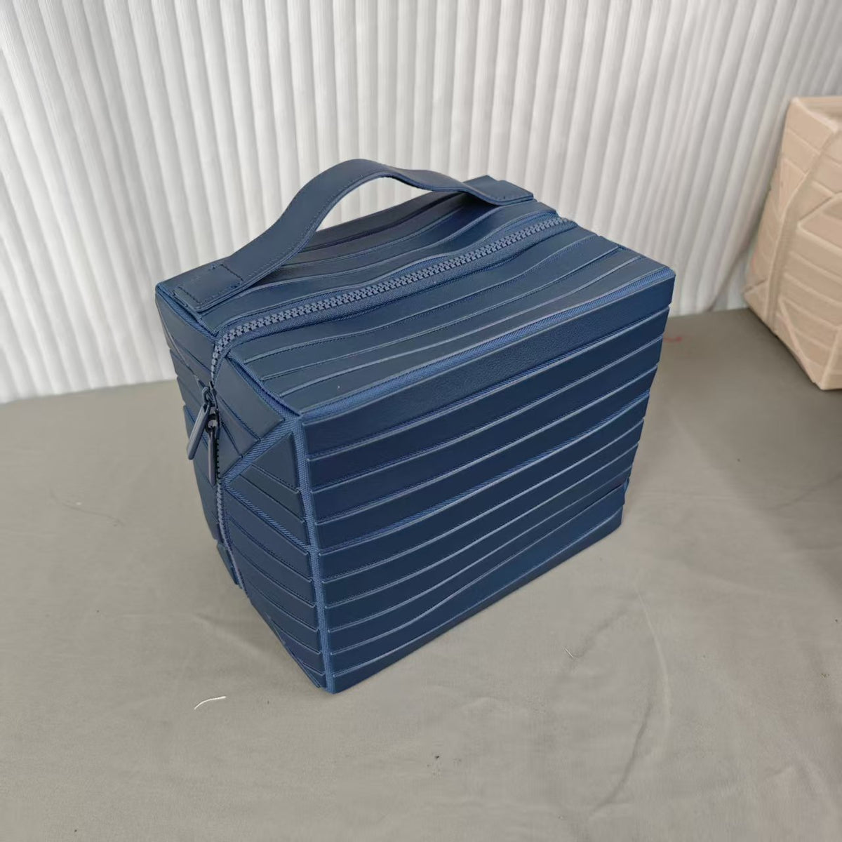 Partition Portable Outing Skin Care Cosmetics Storage Cosmetic Bags