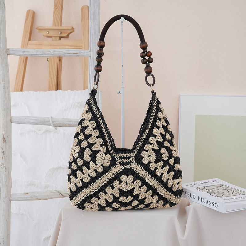 Women's Woven Straw Large Capacity Bohemian Style Seaside Vacation Bags