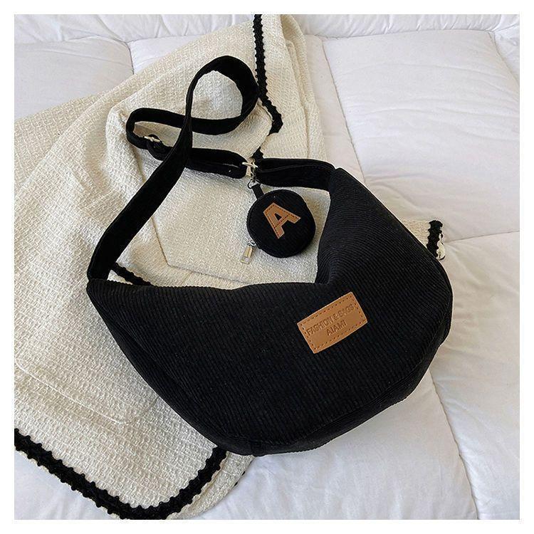 Stylish Dumpling Leisure Corduroy Zipper Commuter Women's Shoulder Bag