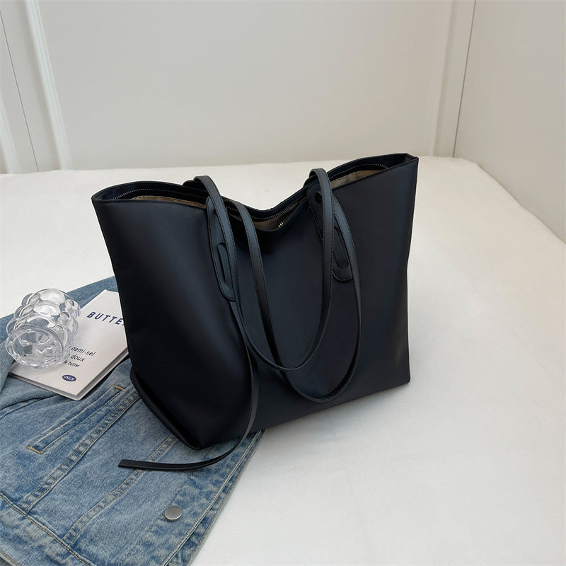 Women's Capacity Oxford Cloth Contrast Color Commuter Underarm Women's Shoulder Bag
