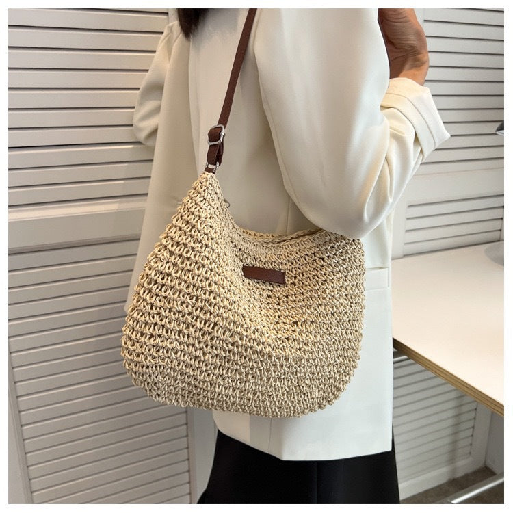 Comfortable Women's Straw Hand-woven Beach Commuting Women's Shoulder Bag