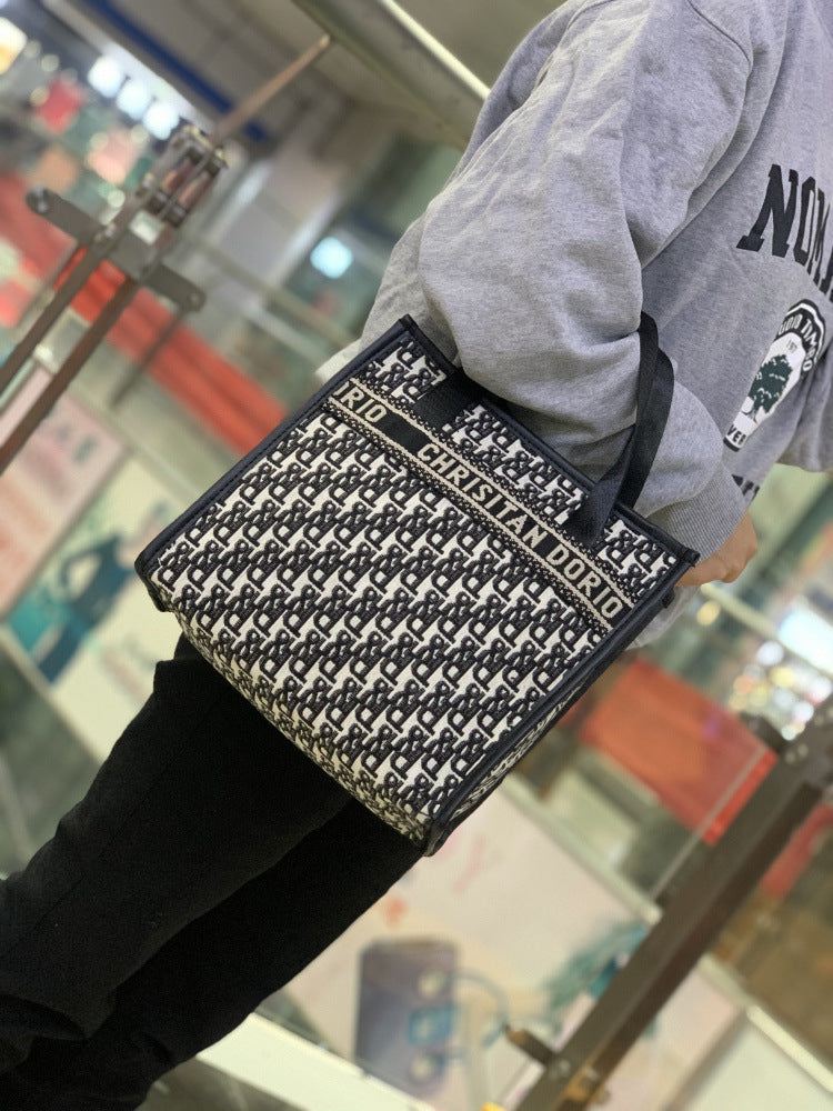 Simple Letters Korean Style Portable Personal Hygiene Cosmetic Bags