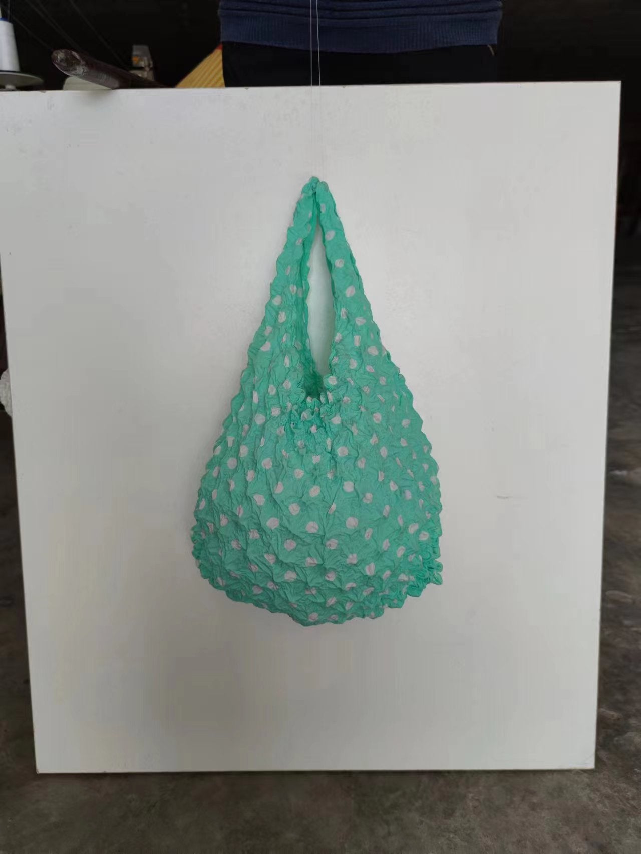Pineapple Bread Magic Telescopic Bubble Shrink Handbags