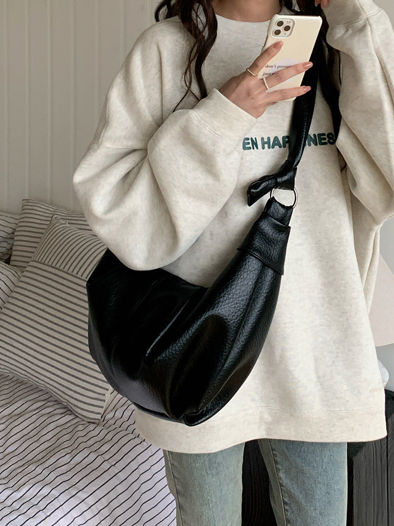 Korean Style Retro Soft Leather Pleated Dumpling Crossbody Bags