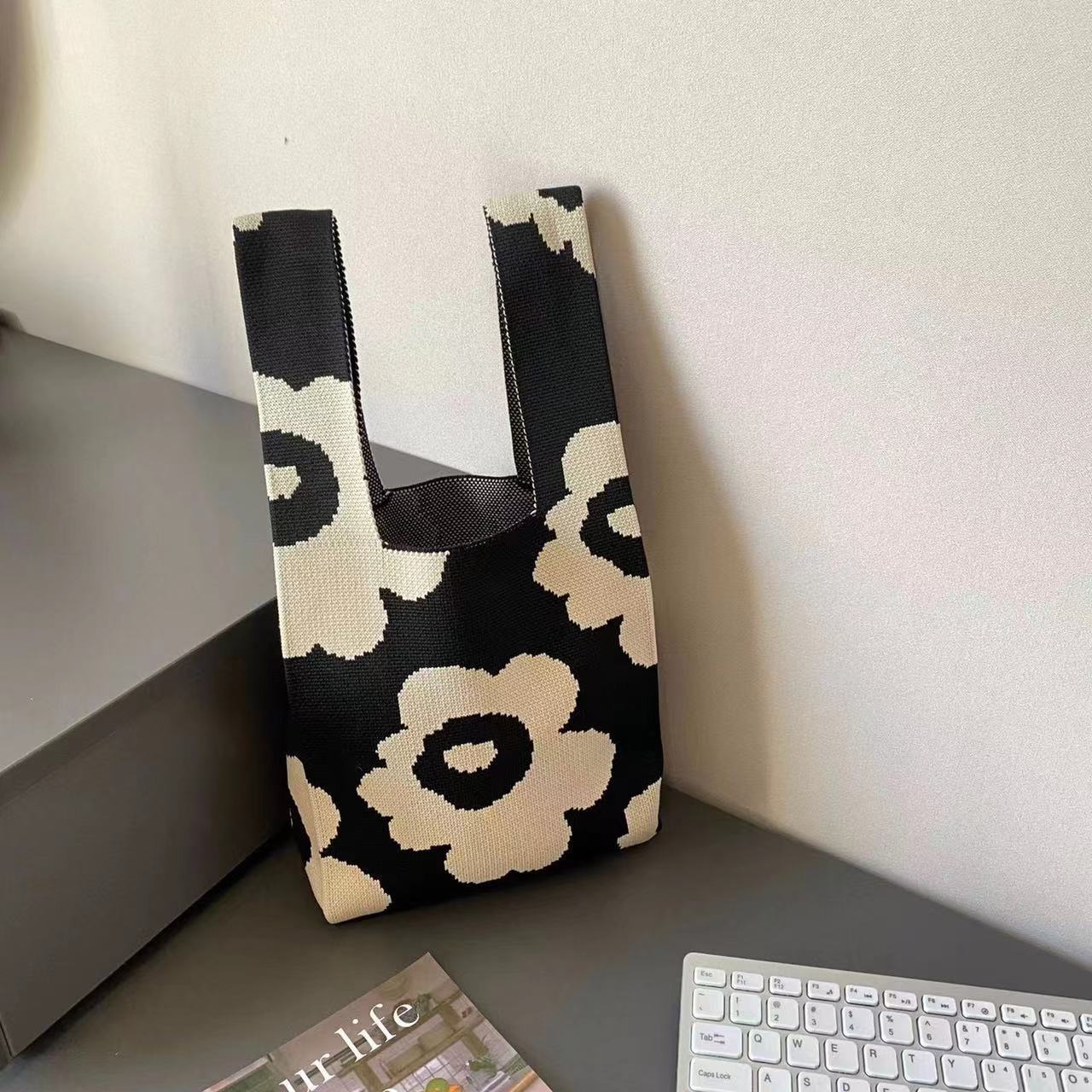 Style Woolen Yarn Fashion Simple Knitted Bags