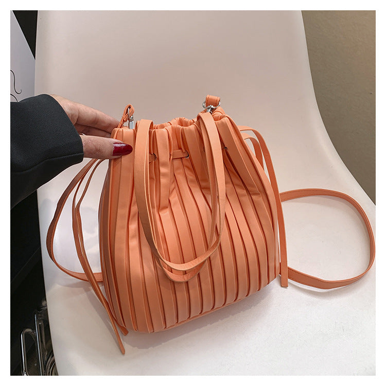 Korean Style Personalized Pleated Minority Design Bucket Bags