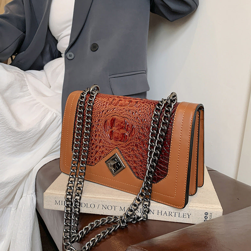 Attractive Slouchy Women's Retro Embossing Chain Women's Messenger Bag