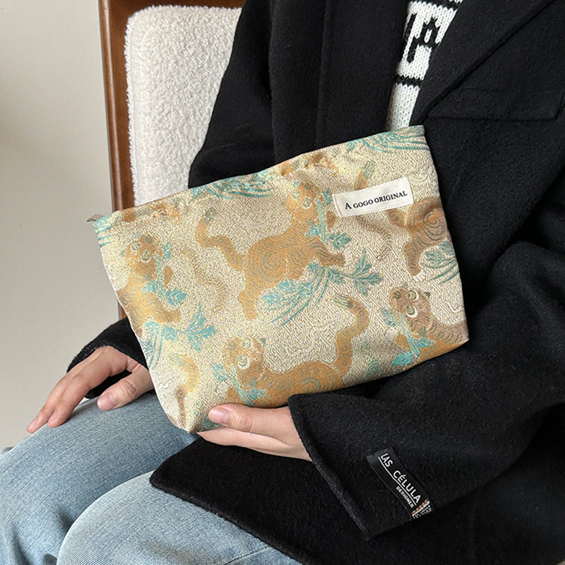 Women's Tiger Portable Storage Out Wash Underwear Bags