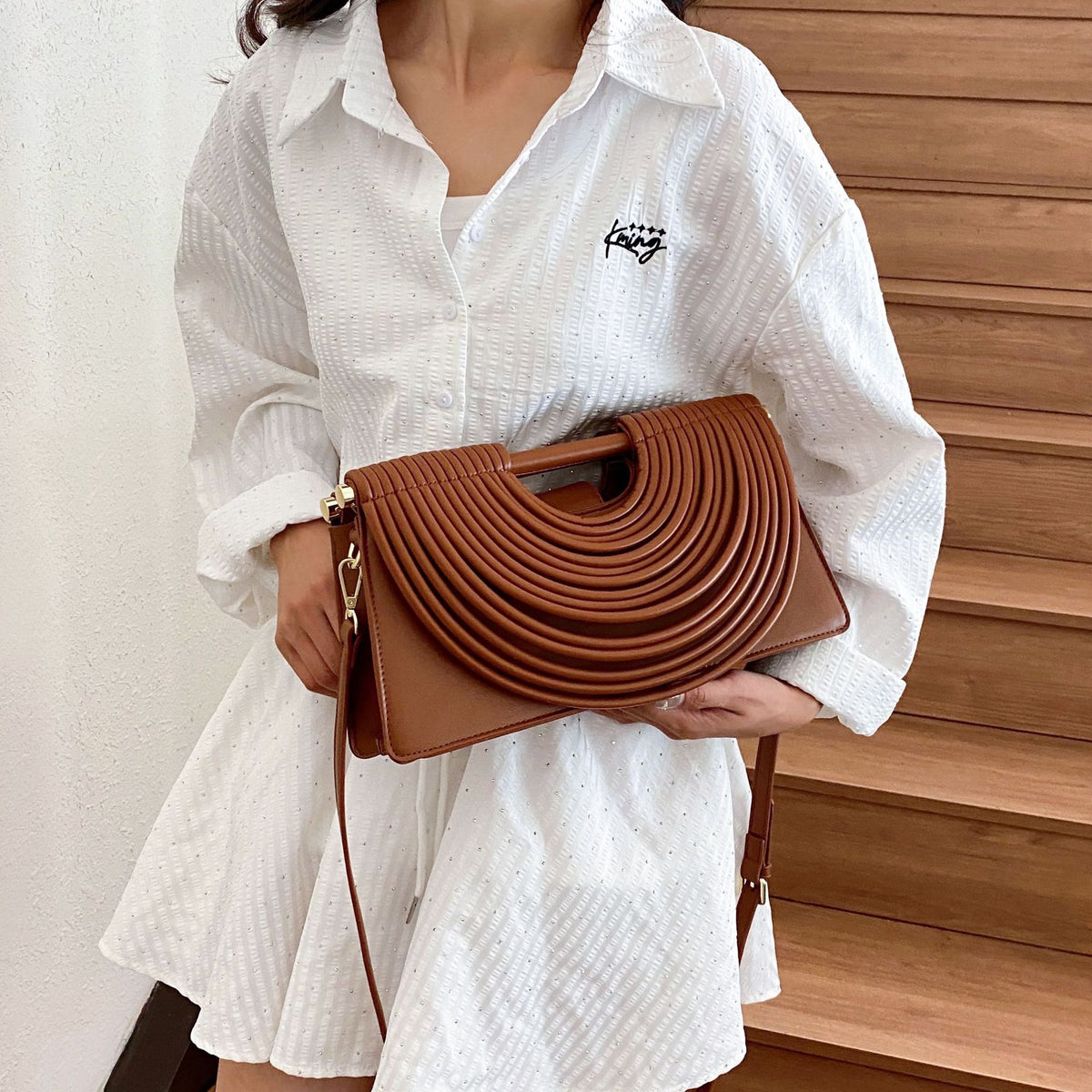 Women's Niche Woven Noodle Retro Hot Unique Women's Messenger Bag