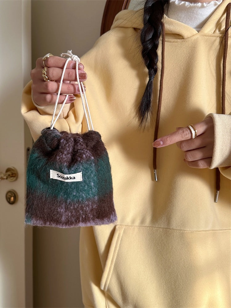 Glamorous Woolen Buggy Cloth Portable Makeup Cosmetic Bags