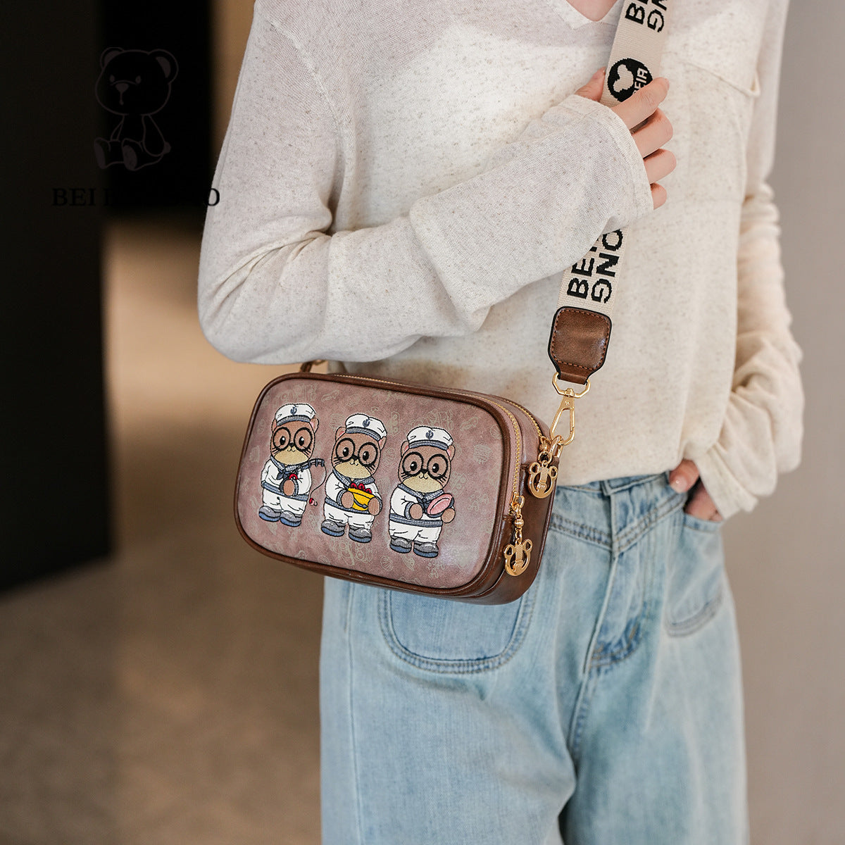 Source Trendy Fashion Off Cartoon Sweet Bags