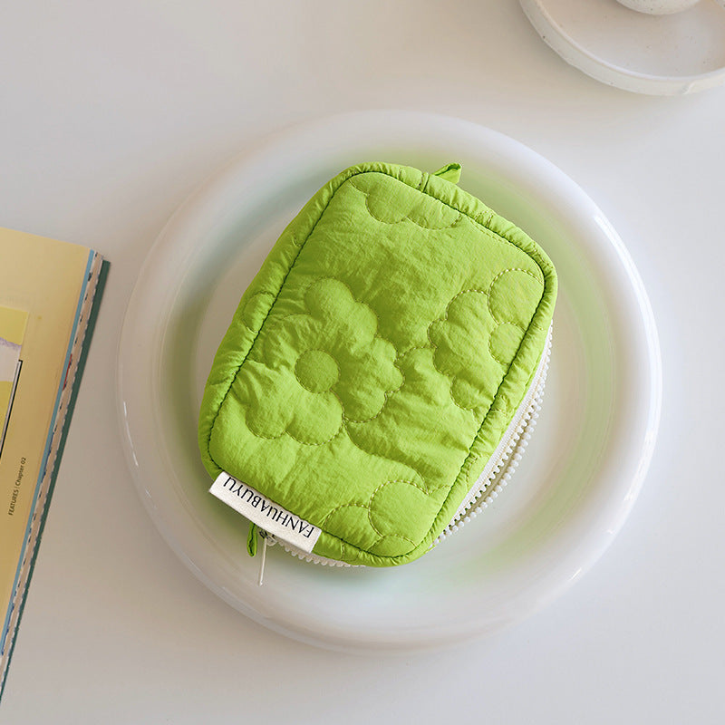 Women's Style Fresh Fabric Portable Storage Soft Cosmetic Bags