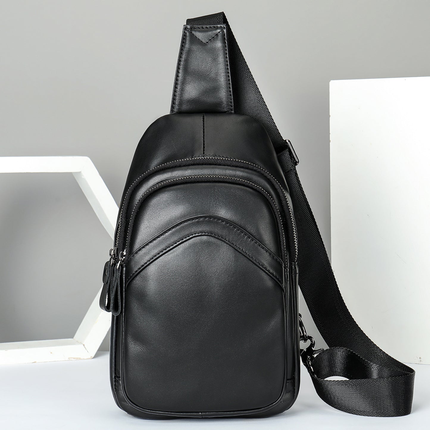 Men's Fashion Slouchy Popular Leather Cowhide Men's Chest Bags