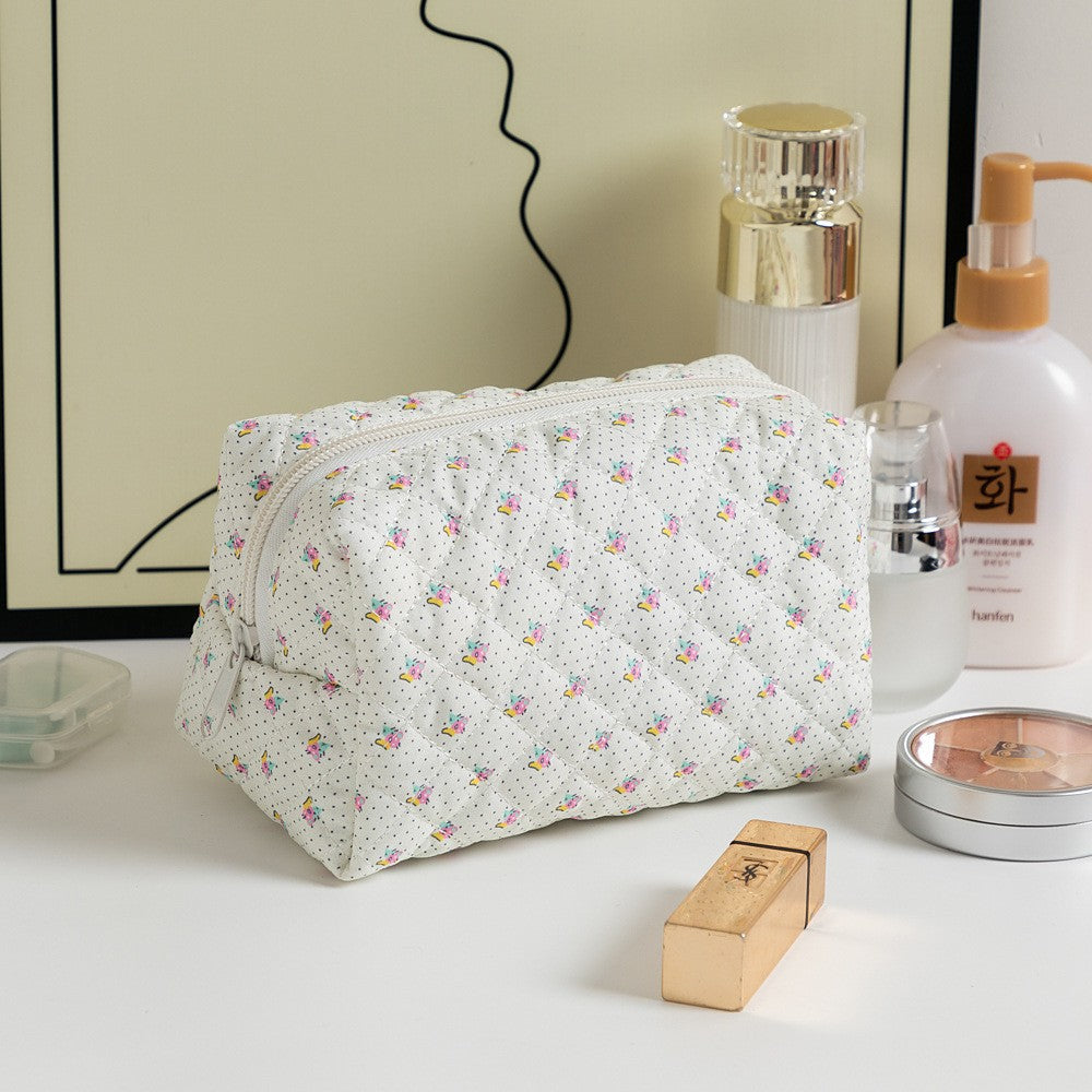Floral Quilted Toiletries Portable Cosmetics Storage Makeup Bag