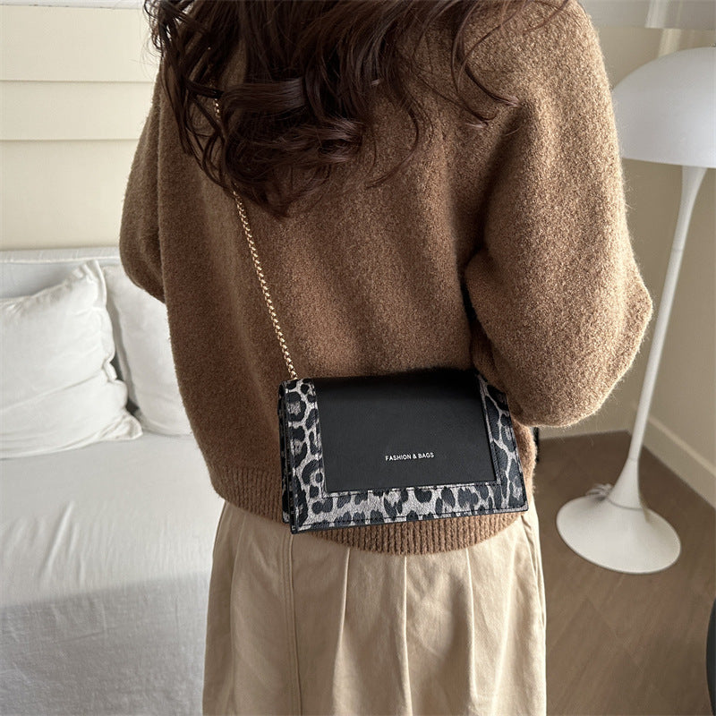 Women's Beautiful Personality Leopard Print Retro Western Style Bags