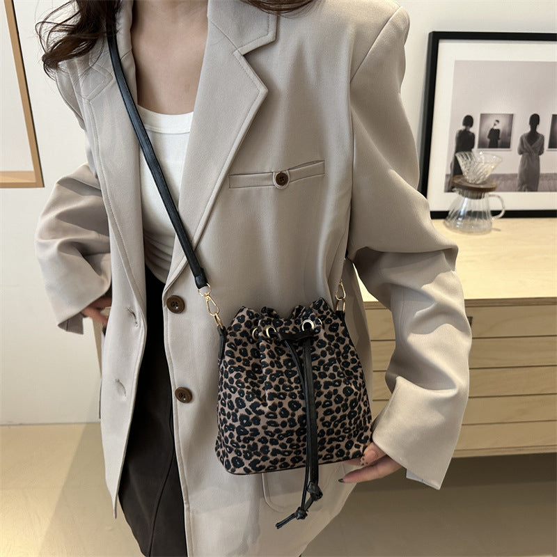 Women's Leopard Print Simple Autumn Trendy Western Bags