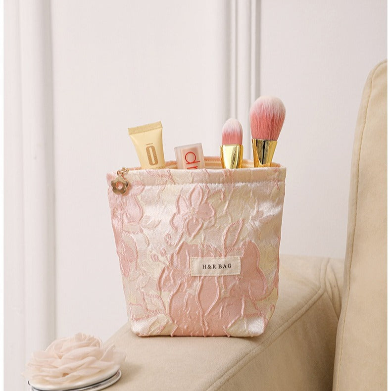 Embroidery Hand-held Portable Canvas Storage Skin Handbags