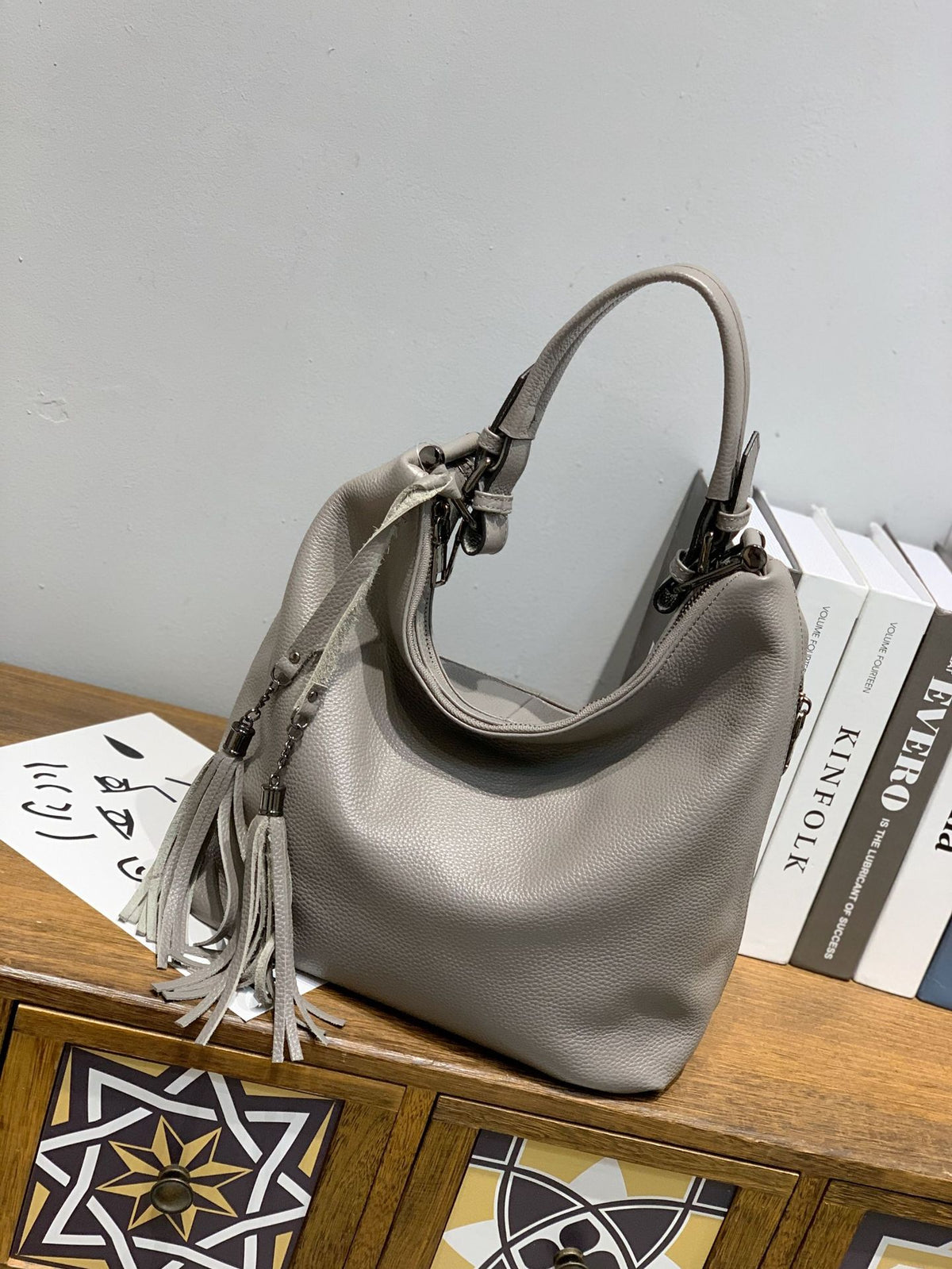 Women's Fashion Genuine Leather Underarm Layer Cowhide Tassel Large Women's Shoulder Bag