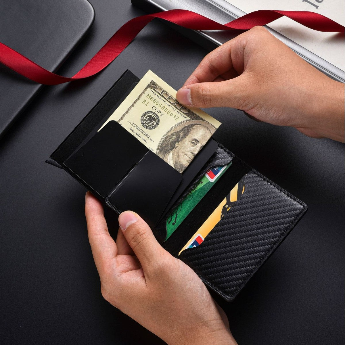 Men's Fiber Pattern Aluminum Alloy Automatic Clip Men's Wallet