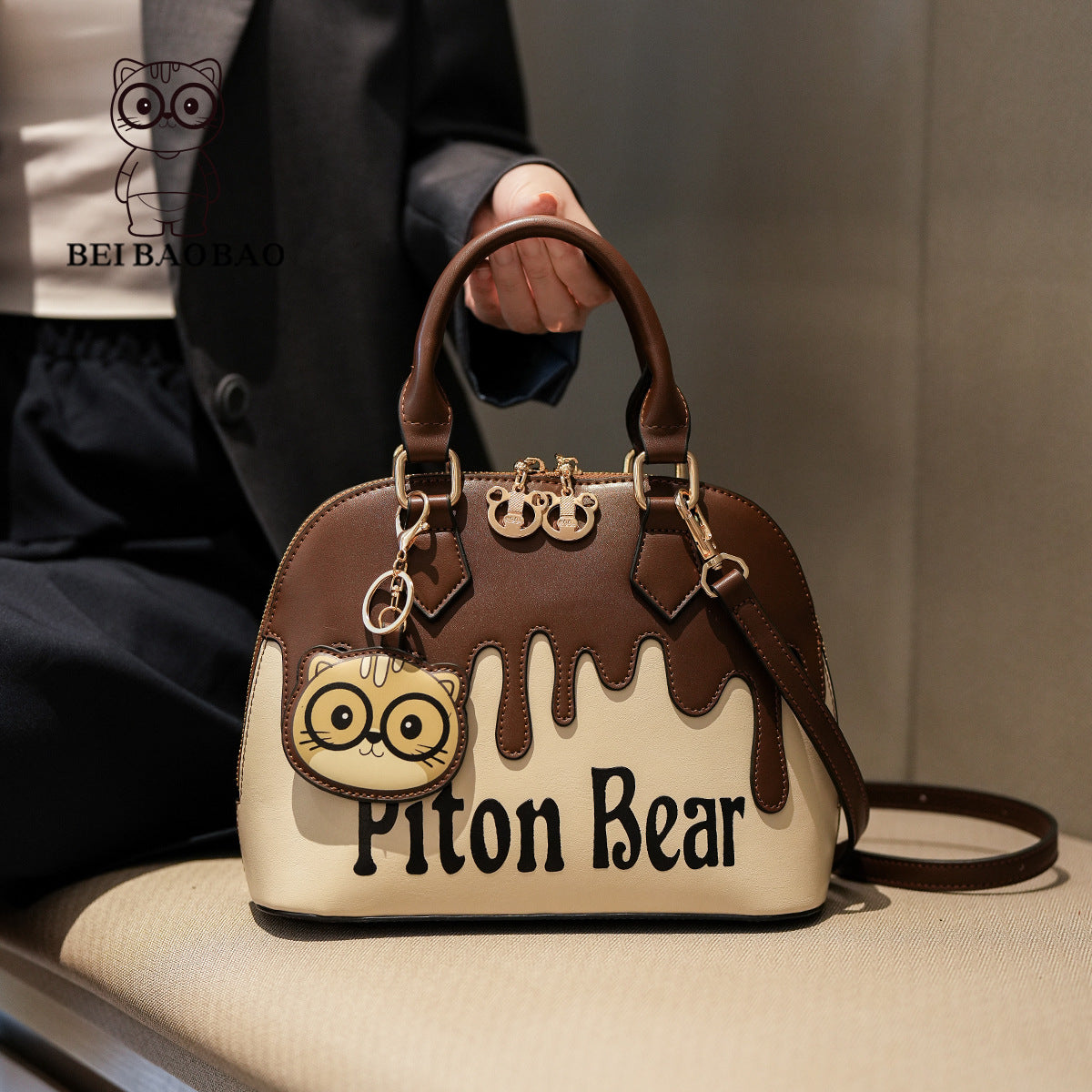 Source Cartoon Kitten Portable Large Capacity Versatile Bags