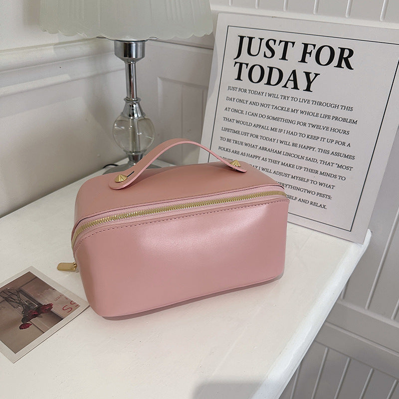 Portable Large Capacity Fashion High Sense Makeup Bag