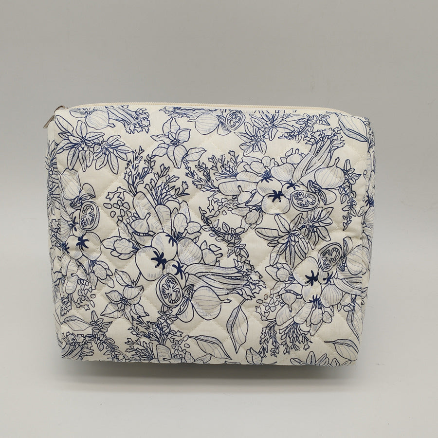 Large Capacity Floral Storage Quilted Cotton Cosmetic Bags