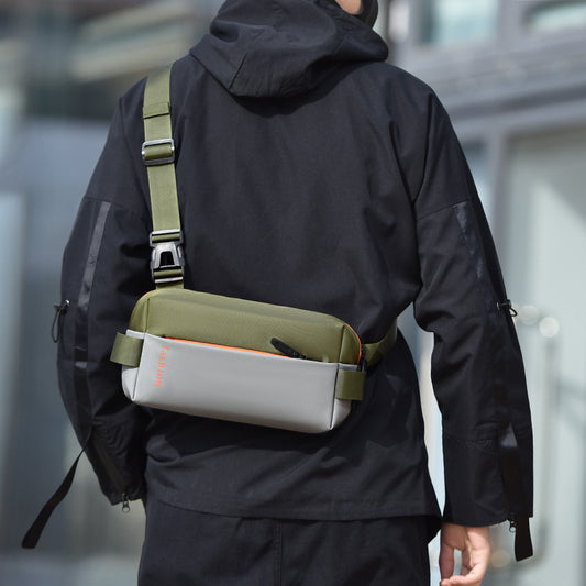 Men's Light Tide Stitching Fashion Simple Commute Men's Chest Bags