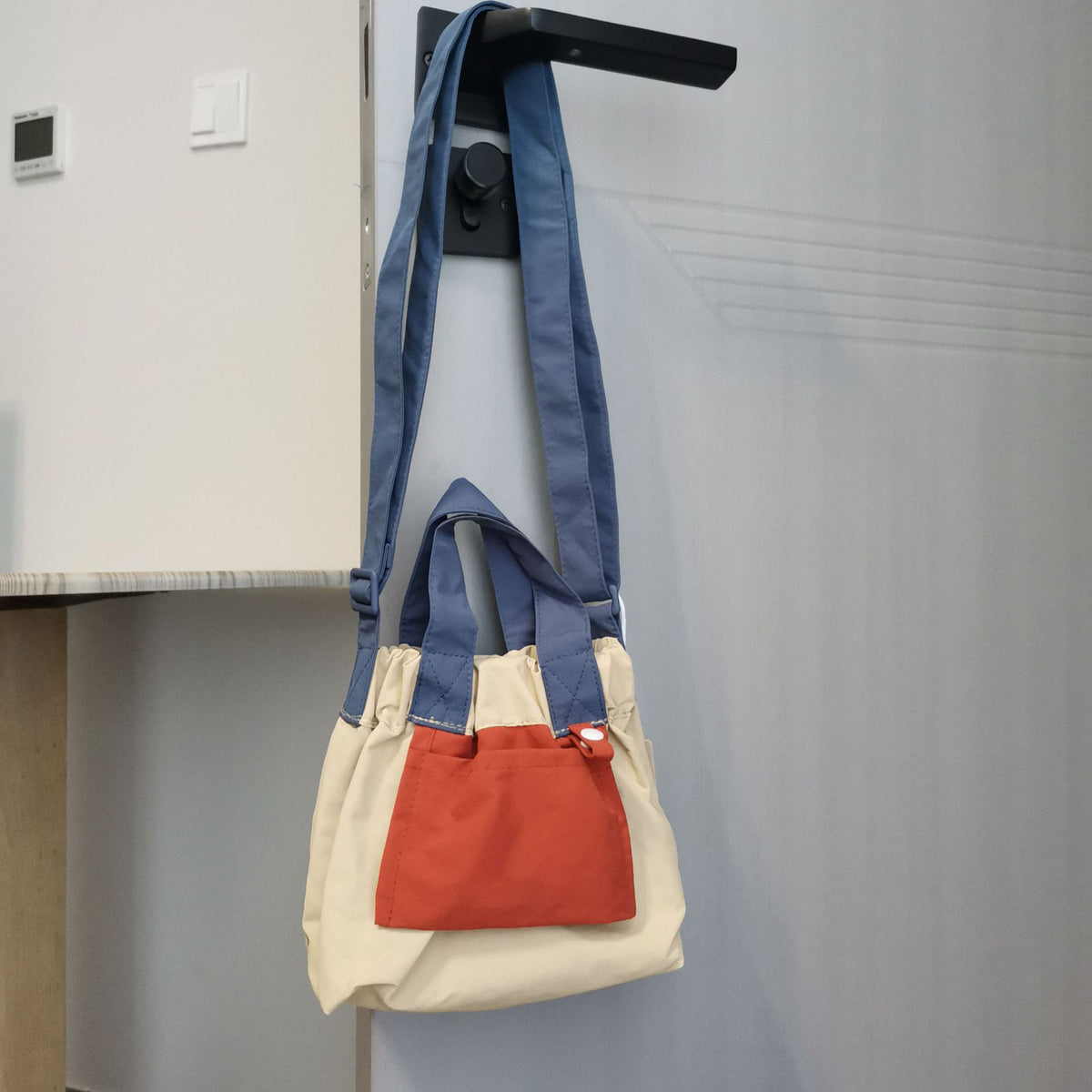 Women's Fashionable Pleated Portable Lightweight Drawstring Korean Women's Shoulder Bag