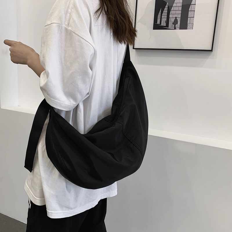Men's Light Working Style Female Dumpling Black Crossbody Bags
