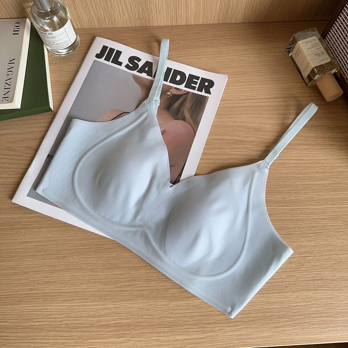 Feeling Seamless Latex Underwear Ladies Big Chest Everyday Bras
