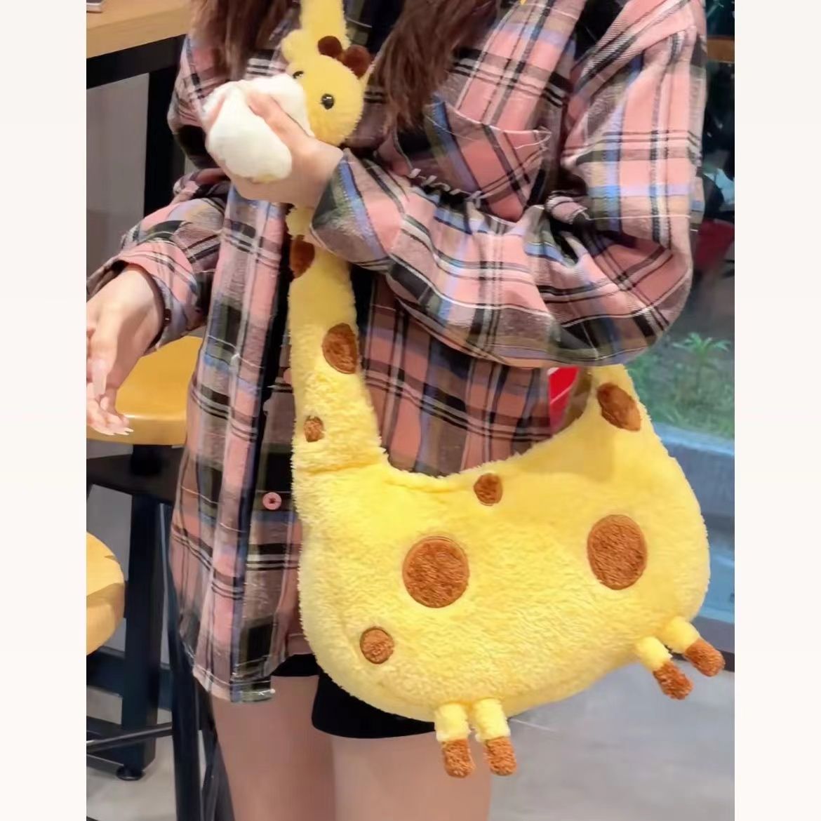 Cartoon Cute Giraffe Plush Korean Sweet Girly Three-dimensional Women's Shoulder Bag