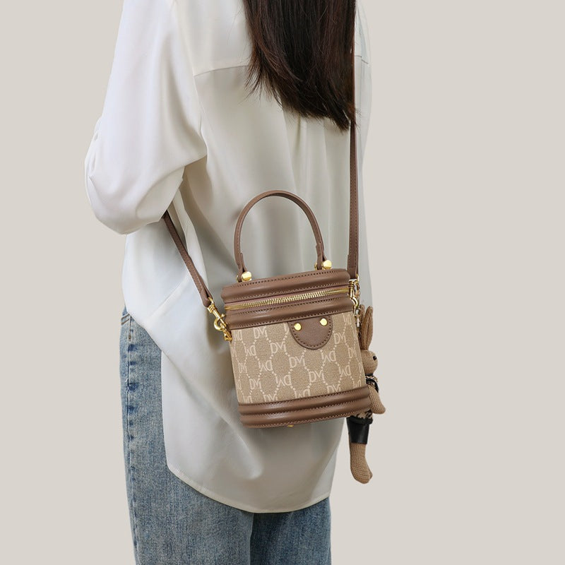 Women's Summer Niche Cylindrical Pouch High-grade Portable Women's Messenger Bag