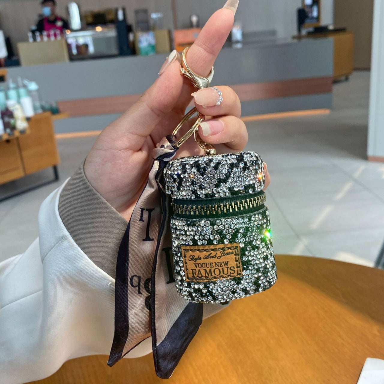 Mini Full Diamond Advanced Sense Earphone Classic Coin Purses