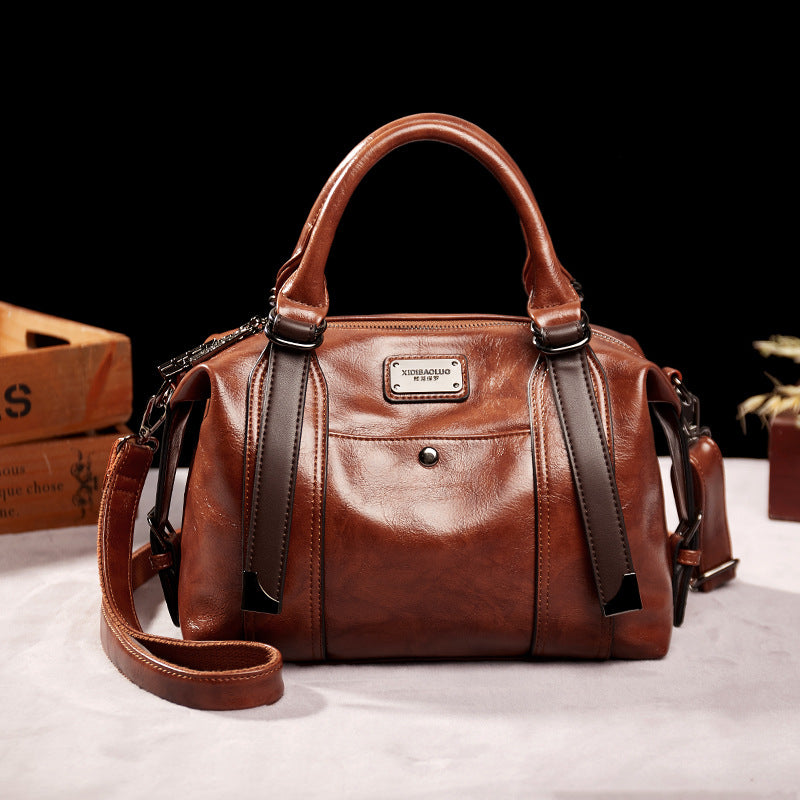 Women's Paul Retro Fashion Portable Large Capacity Handbags