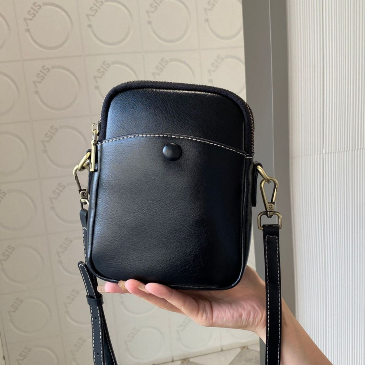 Women's Vegetable Tanning Leather Versatile Hand-held Simple Women's Messenger Bag
