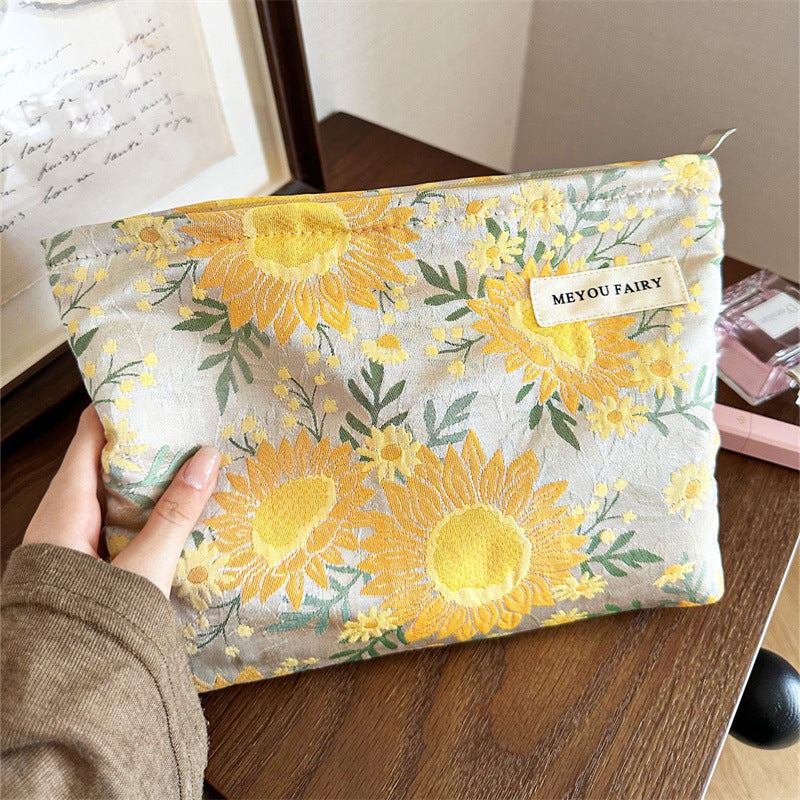 Fresh Portable Skin Care Buggy Toiletry Underwear Hand Makeup Bag