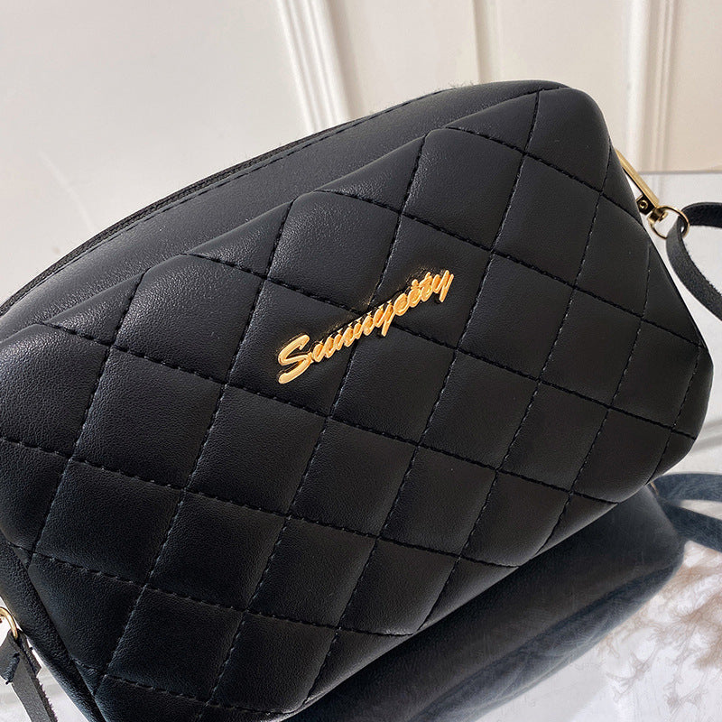 Attractive Stylish Women's Diamond Pattern Embroidered Crossbody Bags