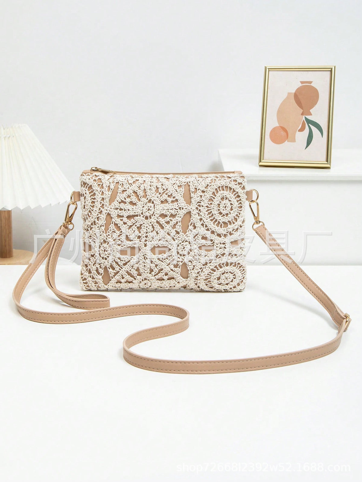 Flower Hand Holding Clutch One Light Luxury Daily Women's Messenger Bag