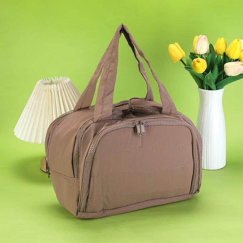 Simple Large Capacity Partition Layered Wash Portable Cosmetic Bags