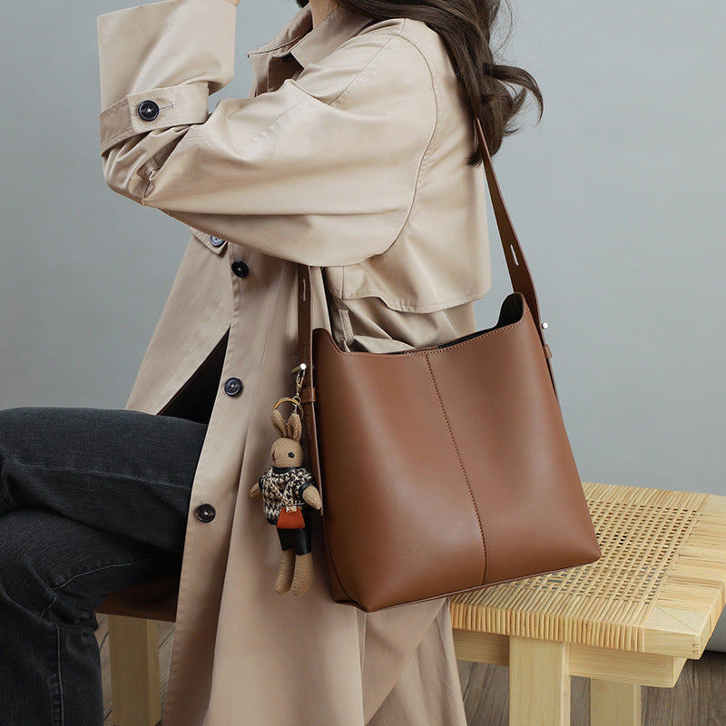Women's One Fashion Underarm Genuine Leather Commuter Shoulder Bags